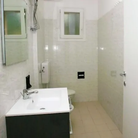 Cozy Escape By The Sea In * Bibione