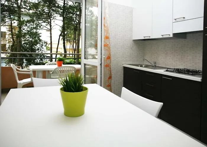 Cozy Escape By The Sea In شقة *