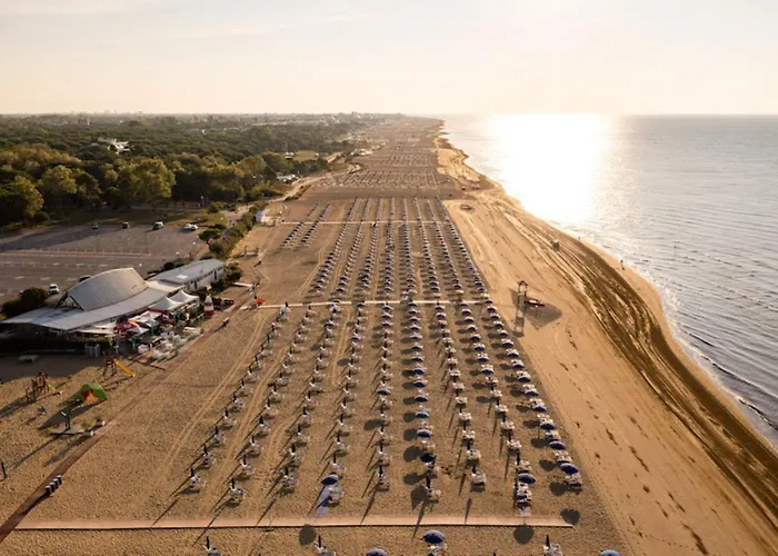 Cozy Escape By The Sea In شقة